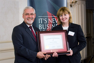 Karen McKay (BBA '84) receiving the Certificate of Achievment at the 22nd Annual Business Awards Dinner