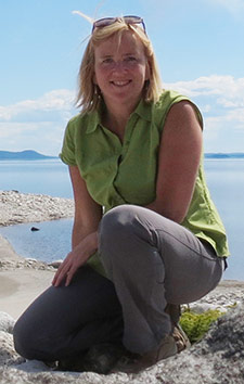 Dr. Lucy Thompson is a researcher with UNB’s Planetary and Space Science Centre.