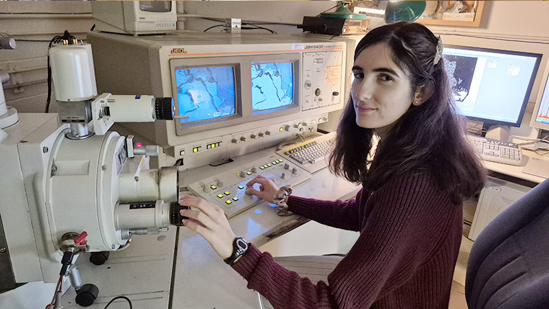 Julianna Piques-Viana, an Earth Sciences Bachelor Honours student, studies Martian meteorites and Mars Science Laboratory mission chemical data with Dr. John Spray and Dr. Lucy Thompson.